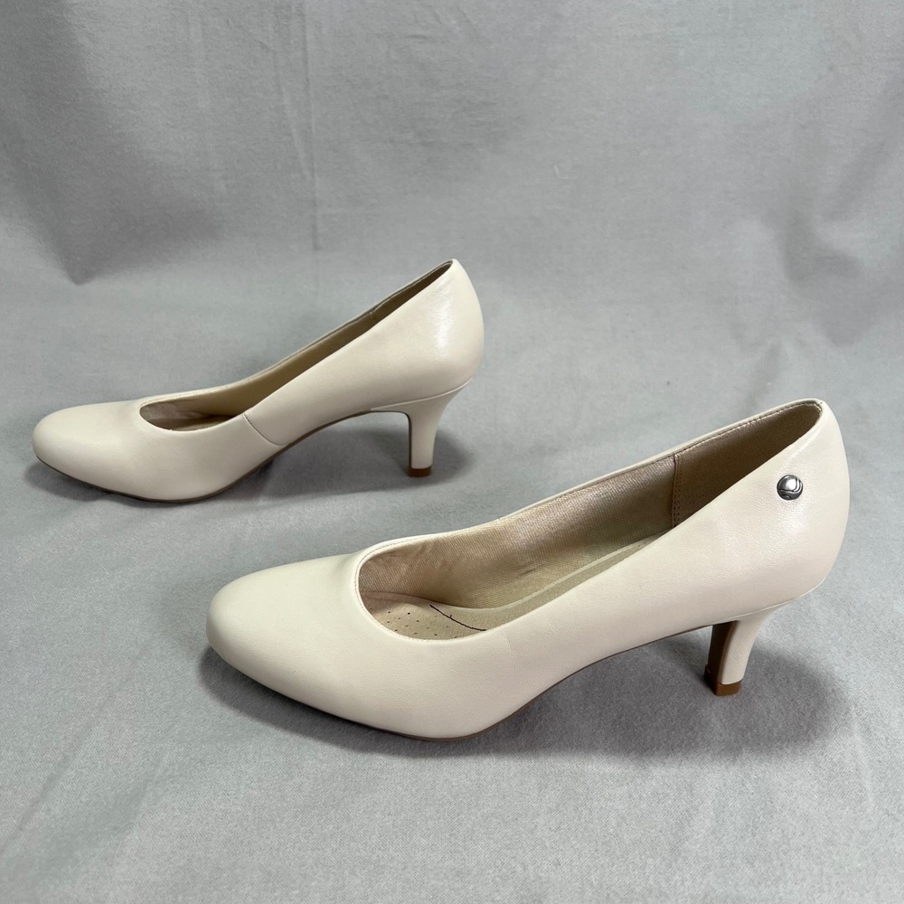 Life Stride Parigi Slip on Heels Beige Neutral Pumps Classic Round Toe Heels 8.5 - Picture 5 of 12